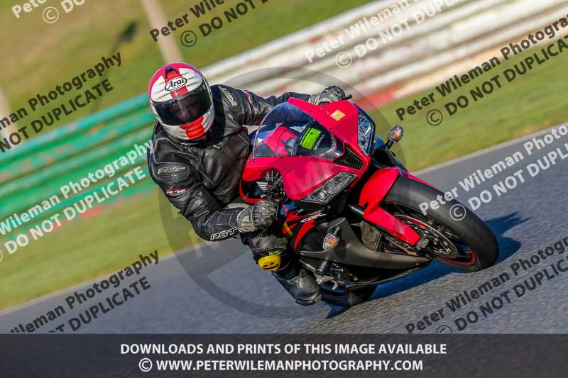 PJM Wedding Photography;enduro digital images;event digital images;eventdigitalimages;mallory park;mallory park photographs;mallory park trackday;mallory park trackday photographs;no limits trackdays;peter wileman photography;racing digital images;trackday digital images;trackday photos